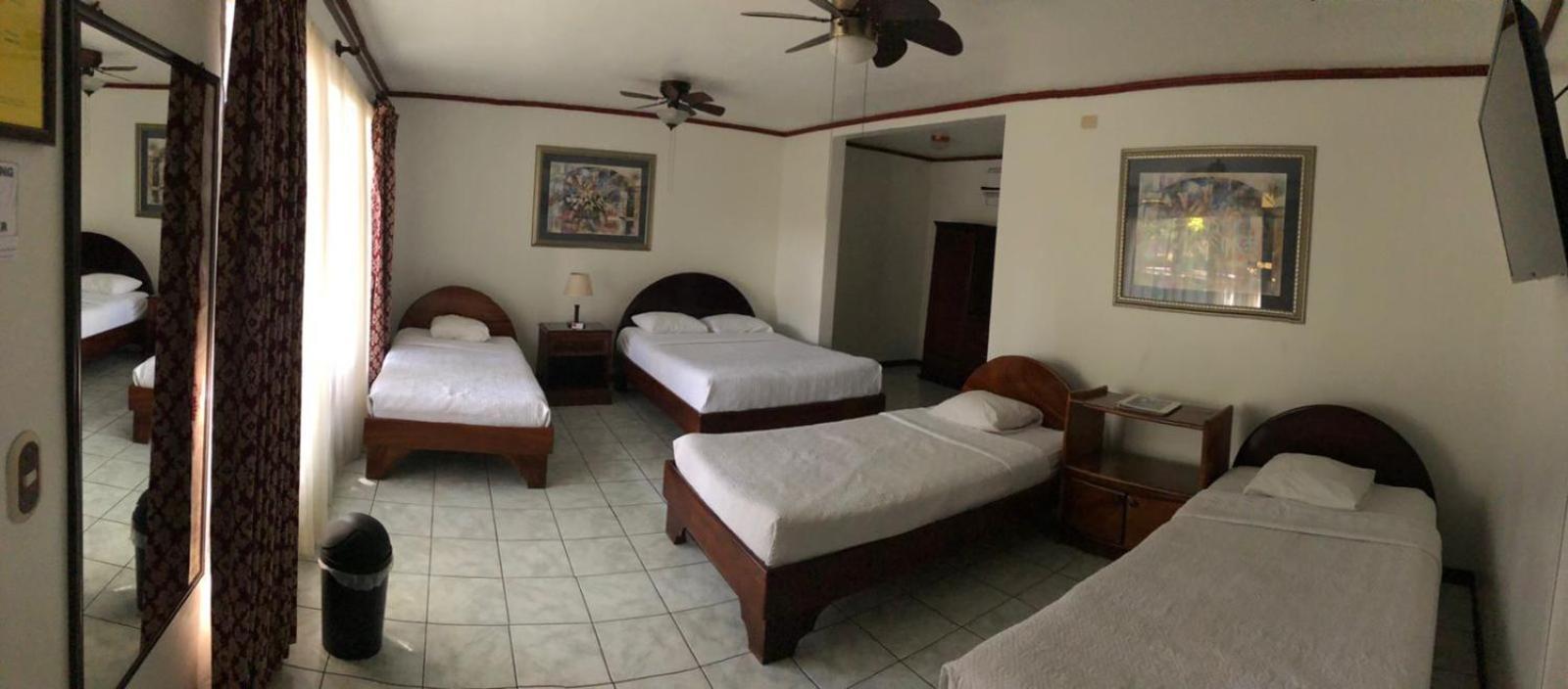 Brillasol Airport Hotel Las Ciruelas  Zewnętrze zdjęcie